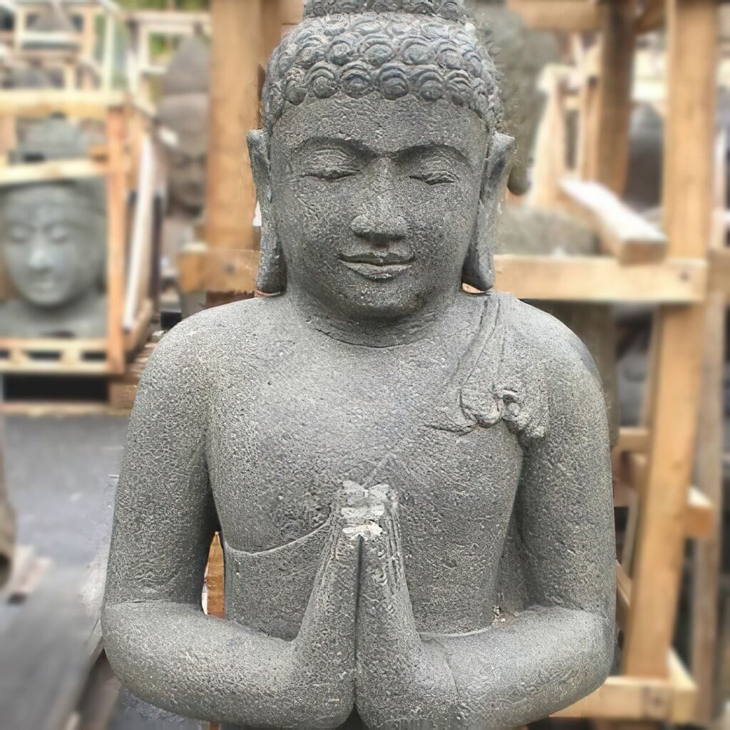 Betende Buddha Statue Aus Basanit - Handgeschlagen