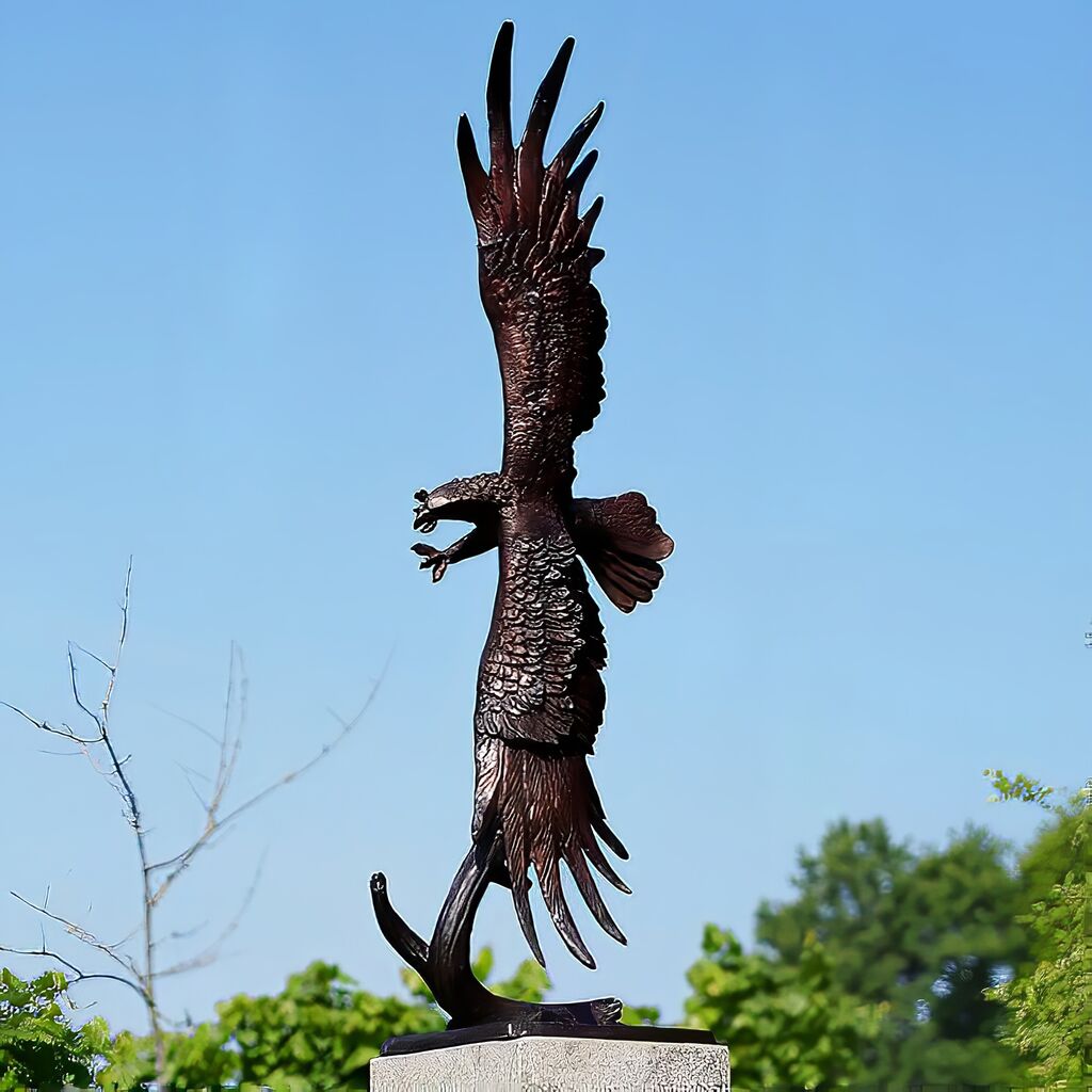 Fliegender Adler Aus Bronzeguss In Lebensgröße - Flying Eagle