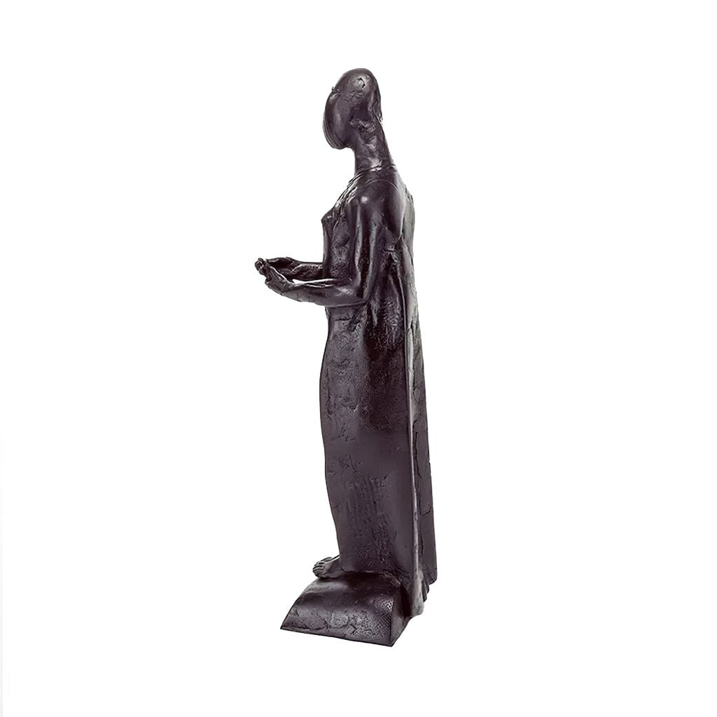 Frau Mit Gewand Als Grau-schwarze Bronzeskulptur - Die Anbieterin