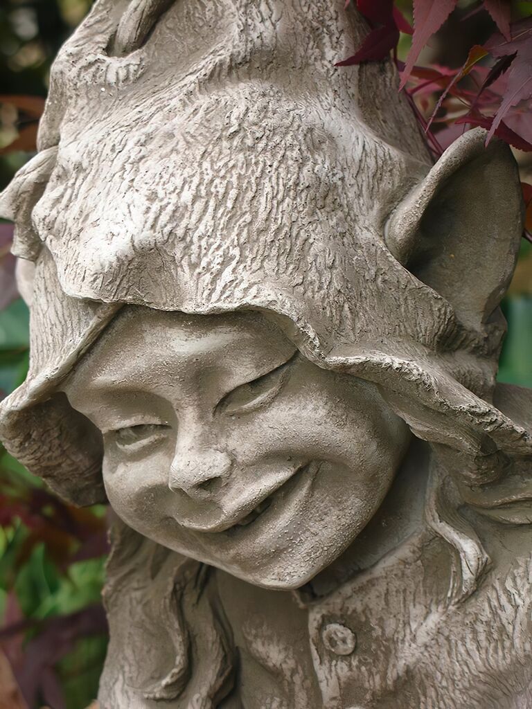 Gartenfigur Elfe Aus Steinguss - Fenea