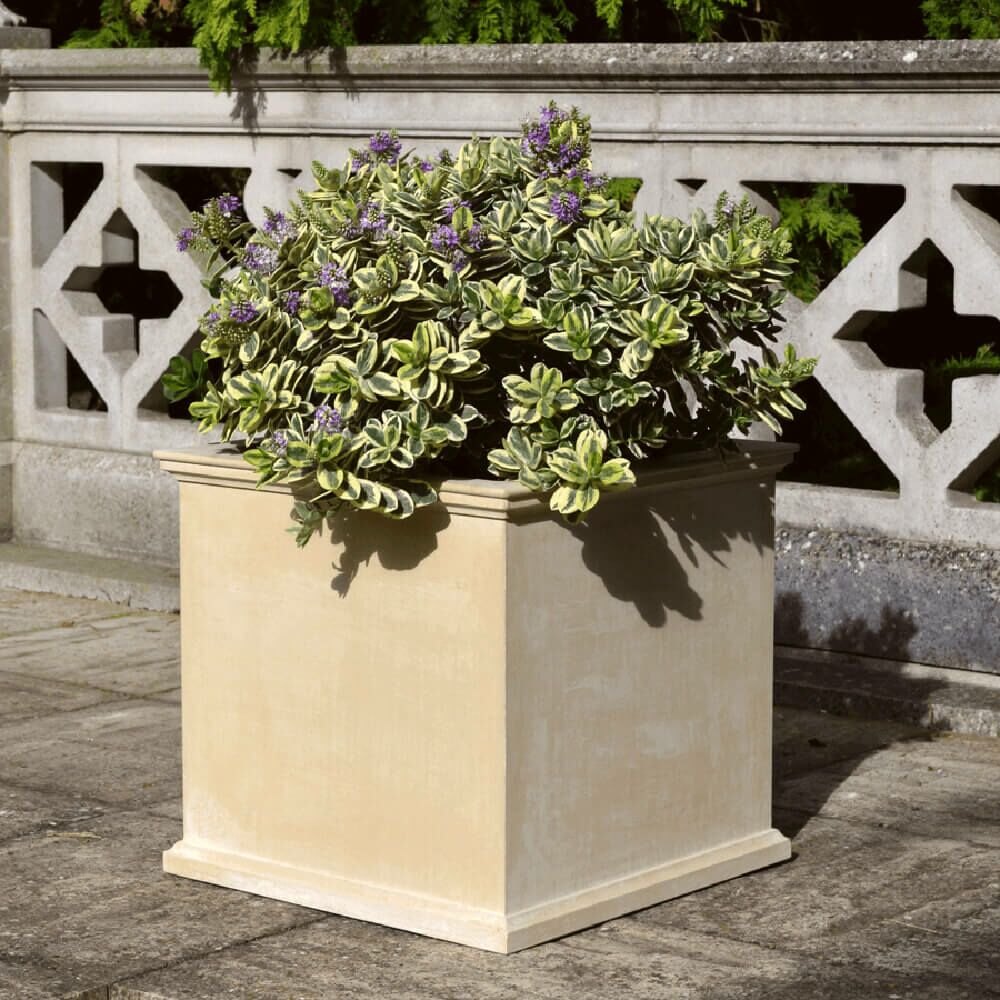 Klassischer Blumentopf Aus Sandstein - Eckig - Moore Park