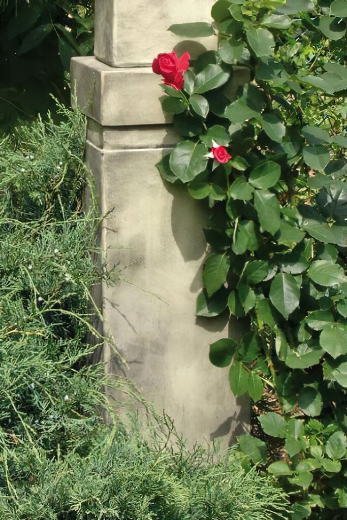 Klassisches Stein Podest Für Skulpturen - Eckig - Tamus