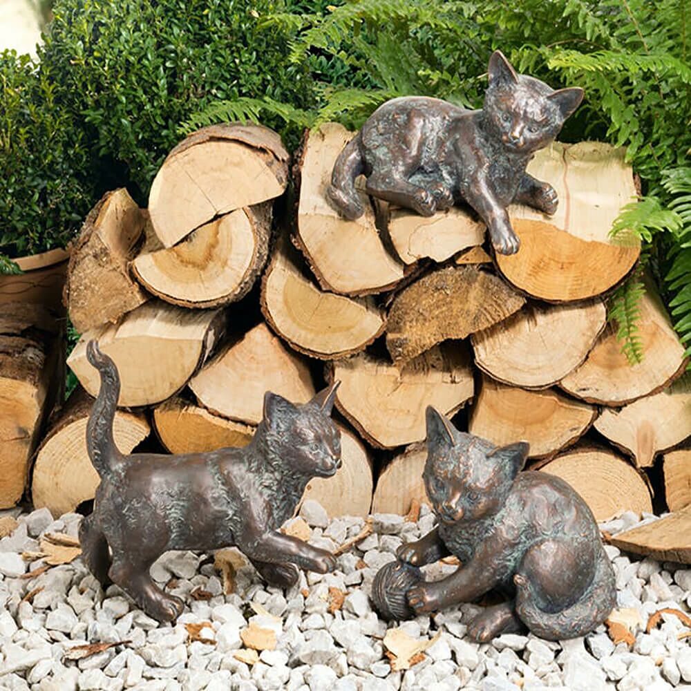 Liegende Junge Katze Aus Bronzeguss - Jungkatze