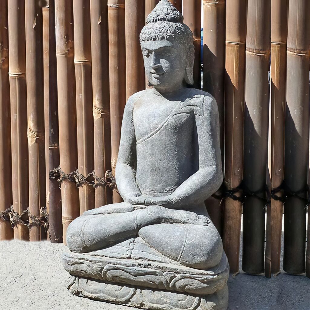 Medidative Buddha Plastik Für Den Garten