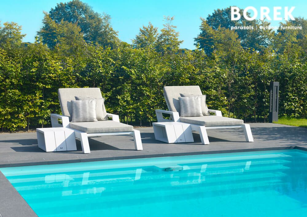 Outdoor Beistelltisch Aus Aluminium Von Borek - 32x49x83cm - Viking Beistelltisch