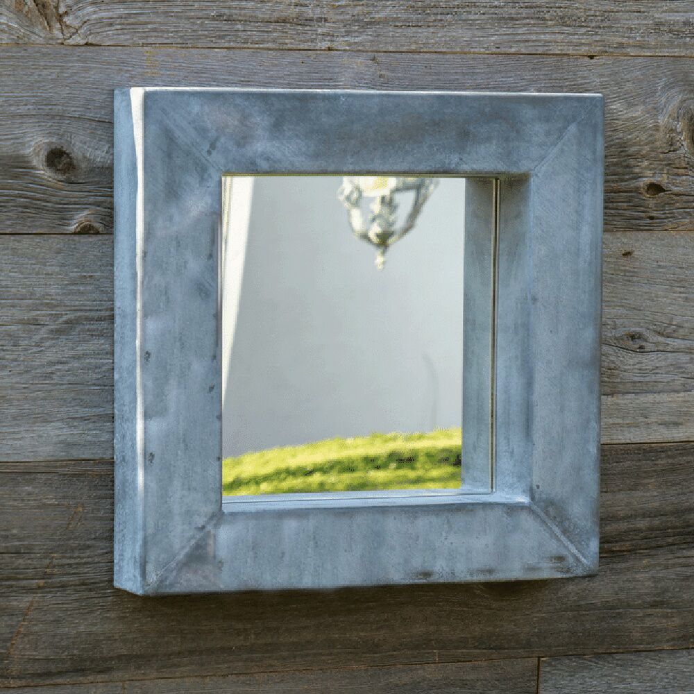 Quadratisches Fenster Aus Stahl Für Gartenmauern - Mirrare Finto