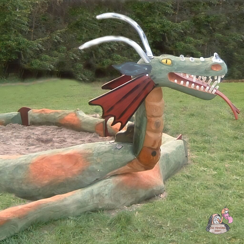 Sandkasten Umrandung Aus Robinienholz Mit Drachenkopf - Sandkasten-Drache Lindwurm