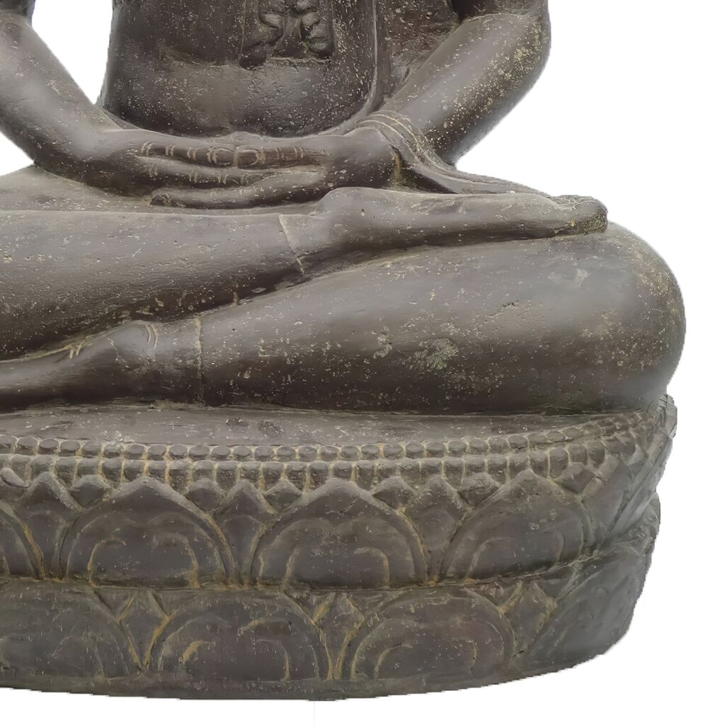 Sitzender Thai Buddha Aus Steinguss Mit Flammen Auf Dem Kopf - Nursanti