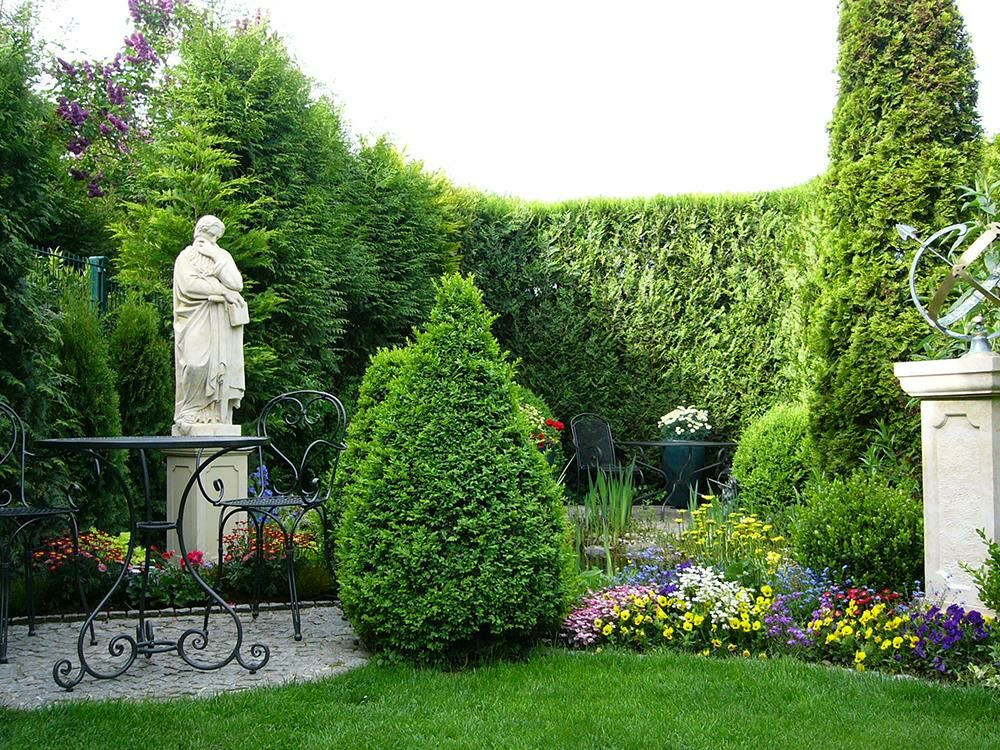 Skulptur Mit Dem Apostel Paulus