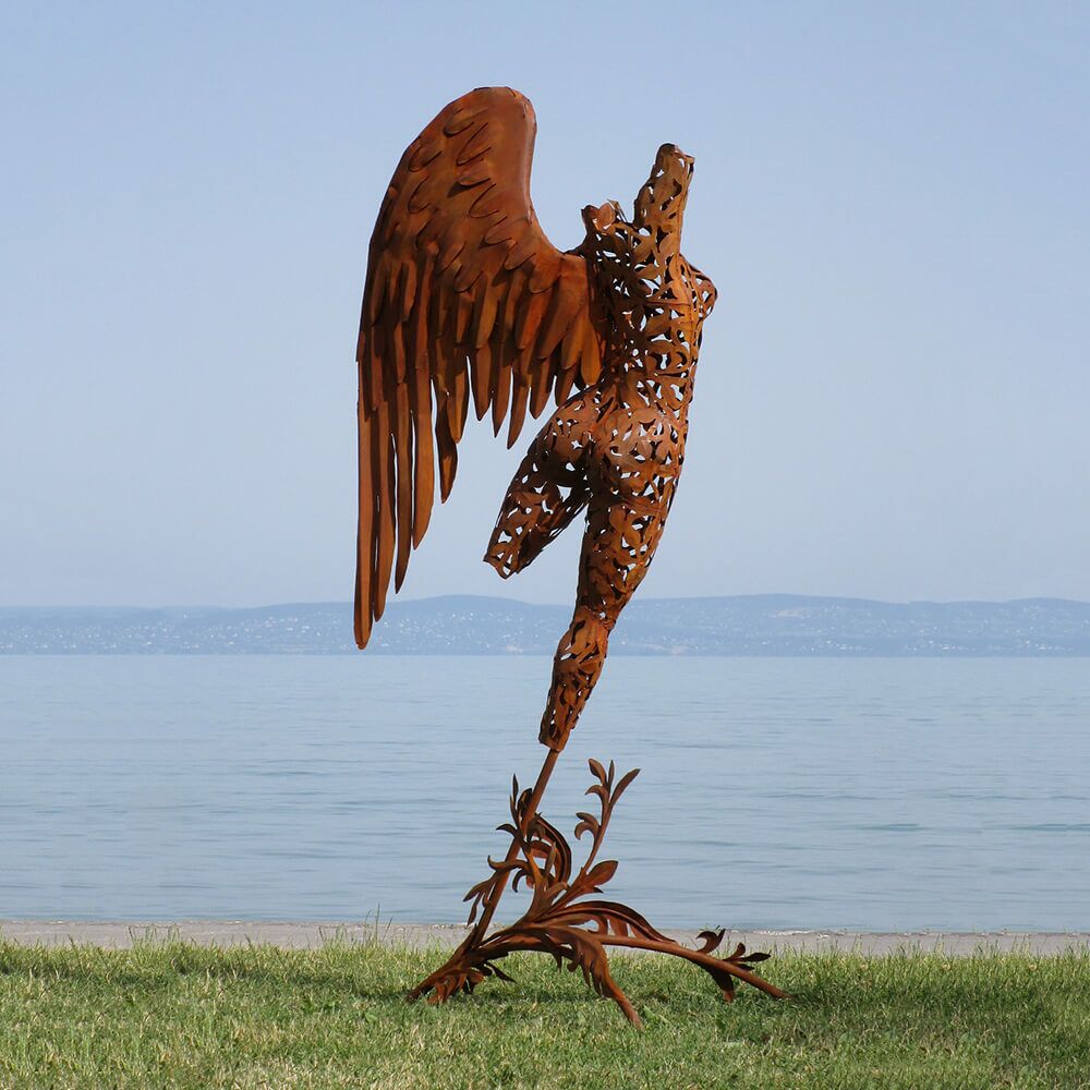  Abstrakte Engelskulptur Aus Metall Mit Floralen Elementen - Thalira