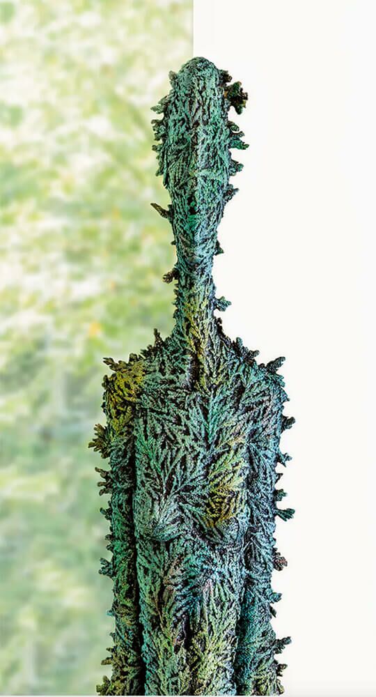  Abstrakte Menschenfigur - Türkis - Limitierte Bronze - Naturverbunden