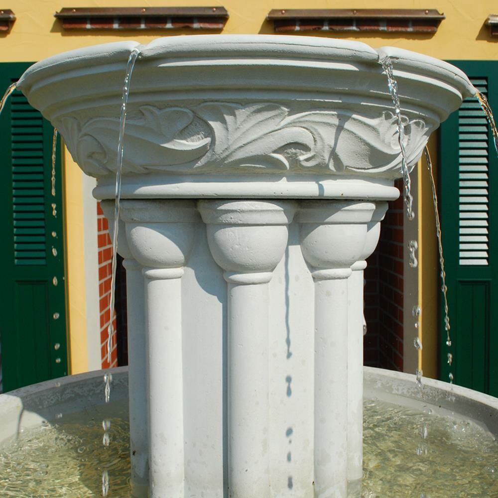  Antik Garten Standbrunnen - Dorney Court