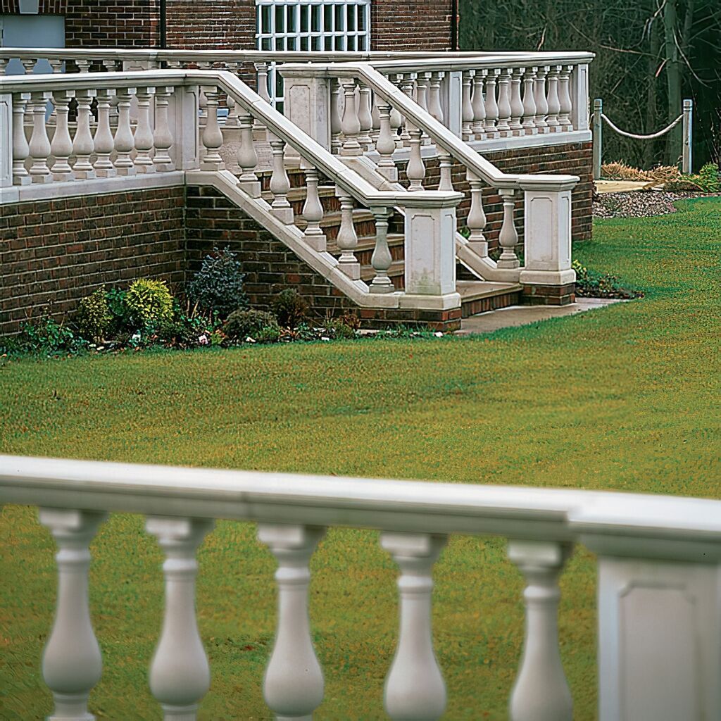  Balustrade Mit Konischer Deckplatte Aus Beton - Mirador