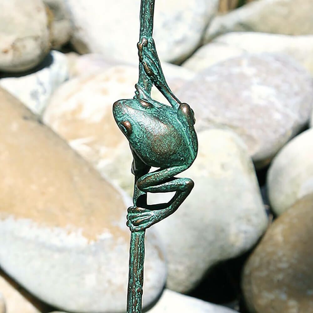  Besondere Tier Bronzeskulptur Für Den Garten - Frosch Auf Halm