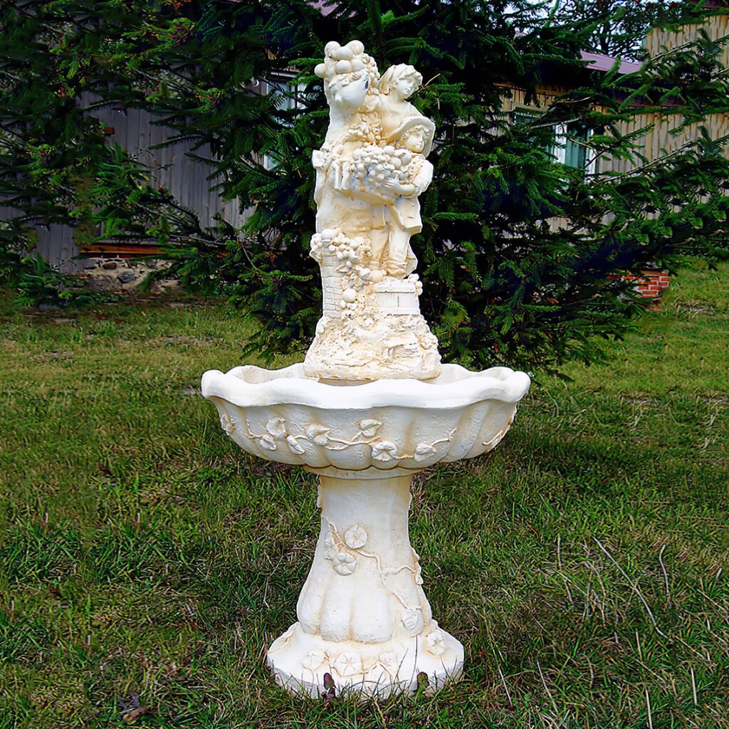  Dekorativer Steinguss Gartenbrunnen Mit Junge Und Mädchen Bei Der Weinernte - Tarcisio