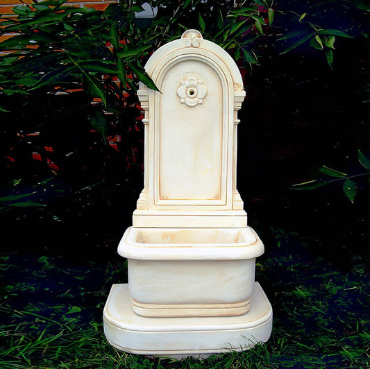  Eleganter Wandbrunnen Für Den Garten Aus Steinguss - Rosaria