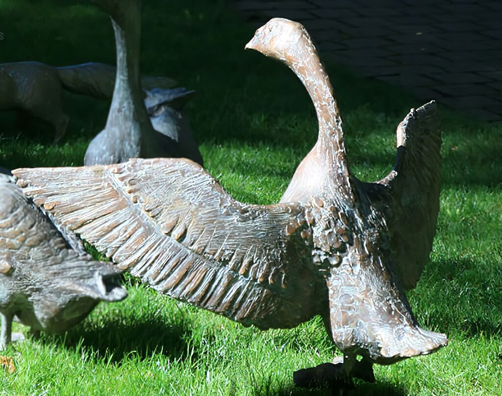  Gansstatue Aus Bronze - Limiterte Künstlerfiguren - Gans Ausgebreitete Flügel