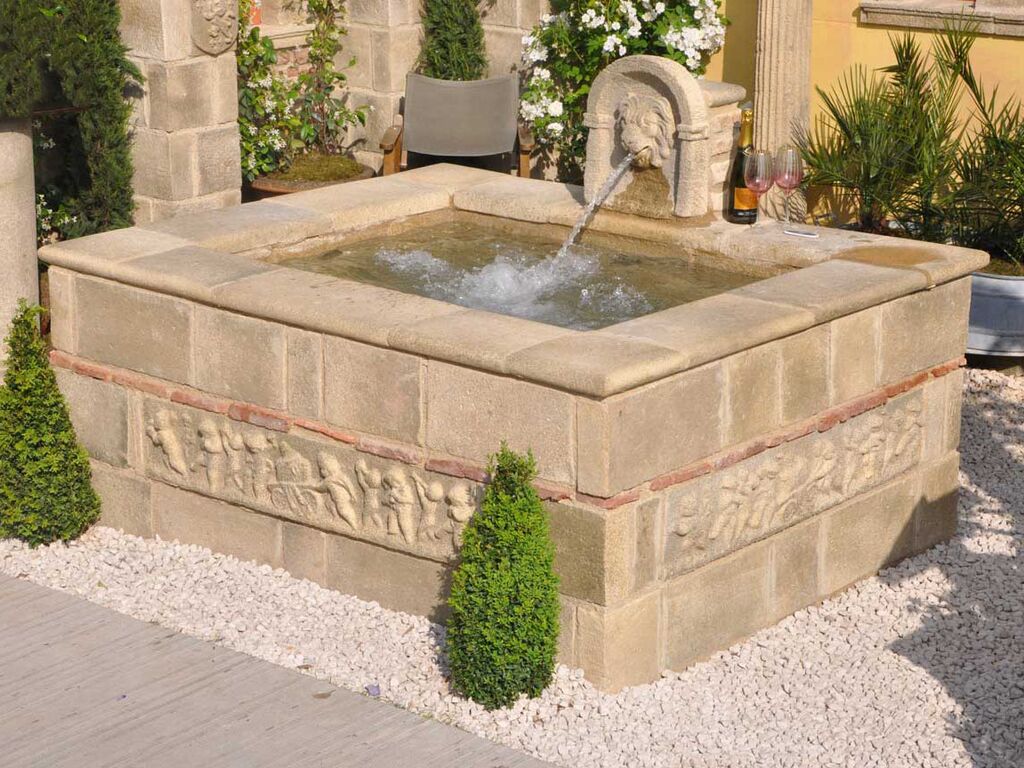  Großer Gartenbrunnen Eckig Mit Löwen Wasserspeier & Putten - Boddle Fountain