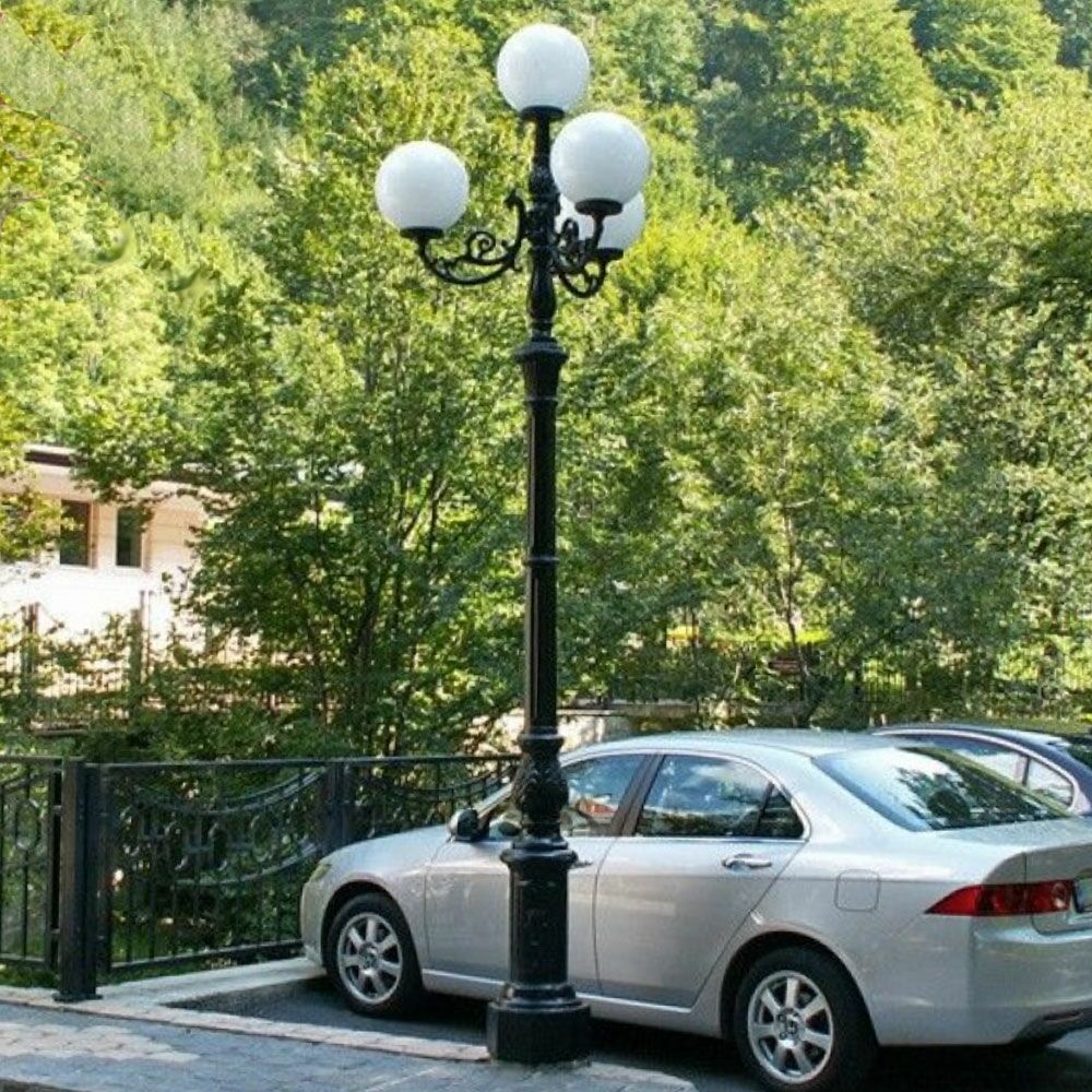  Historische Parkleuchte Aus Gusseisen Mit Dekoration - Solvey