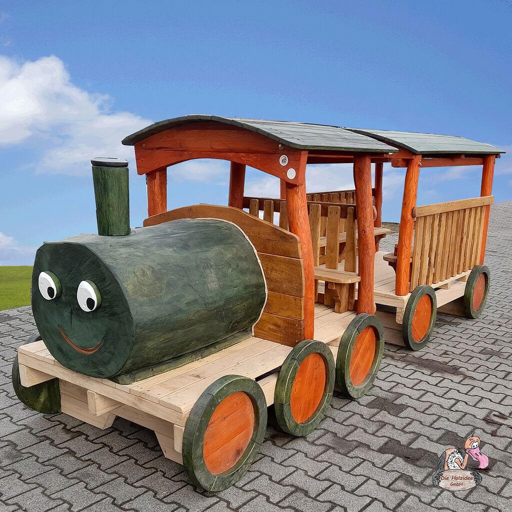  Holzzug Und Waggon Mit Freundlichen Gesicht Für Den Spielplatz - Spielzug Loki