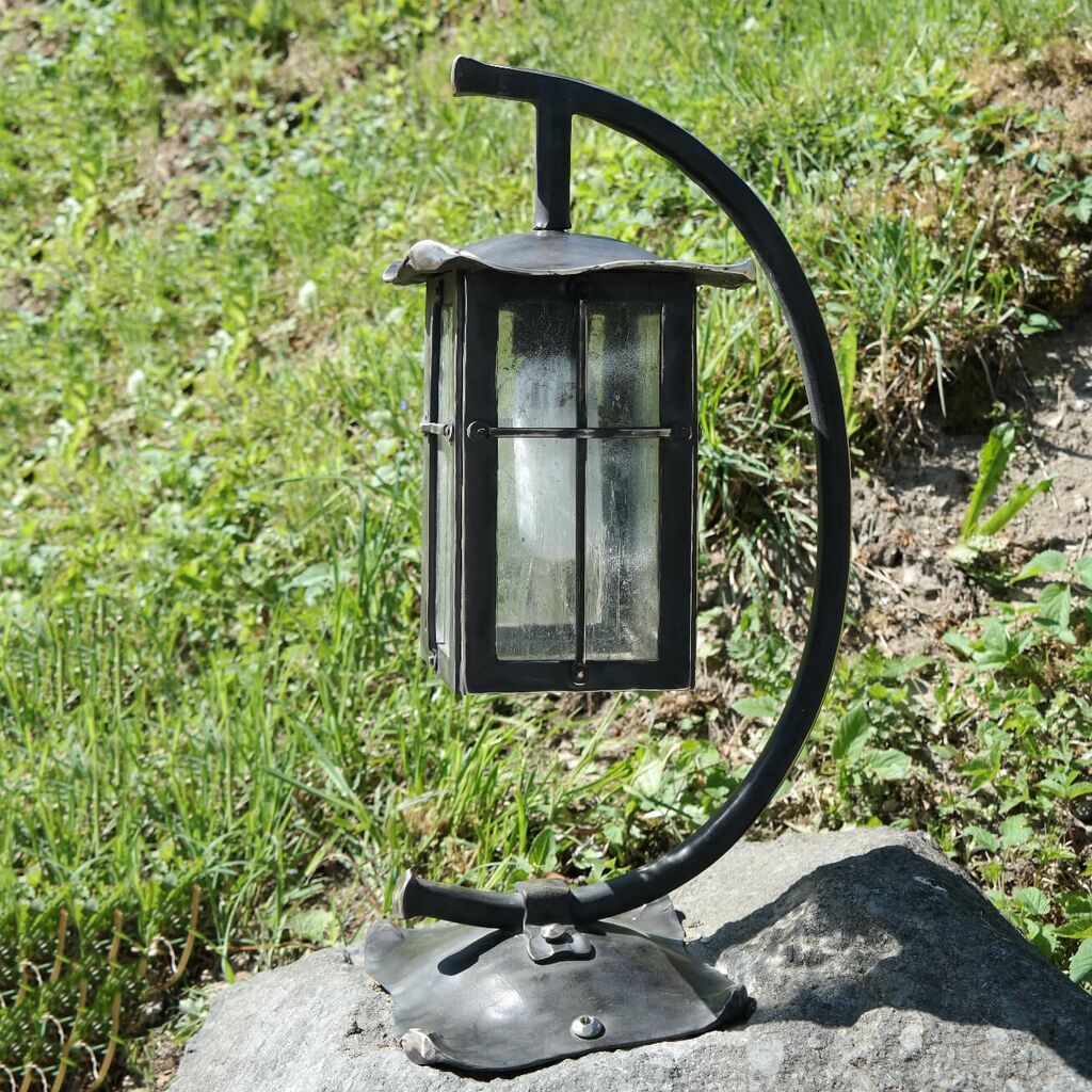  Klassische Sockel- Oder Wandleuchte Aus Schmiedebronze - Estonia