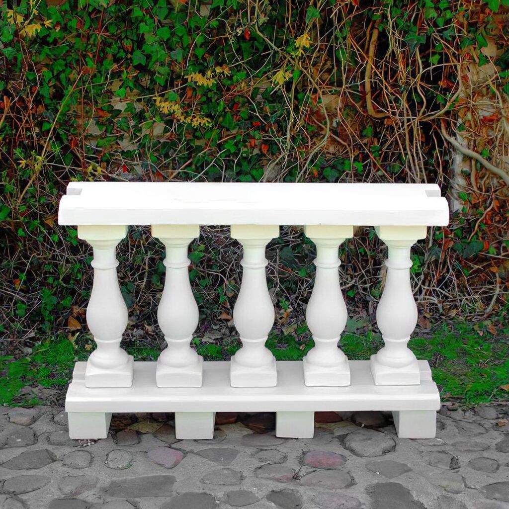  Kleine Balustrade Im Klassischen Design Aus Steinguss - Dafne