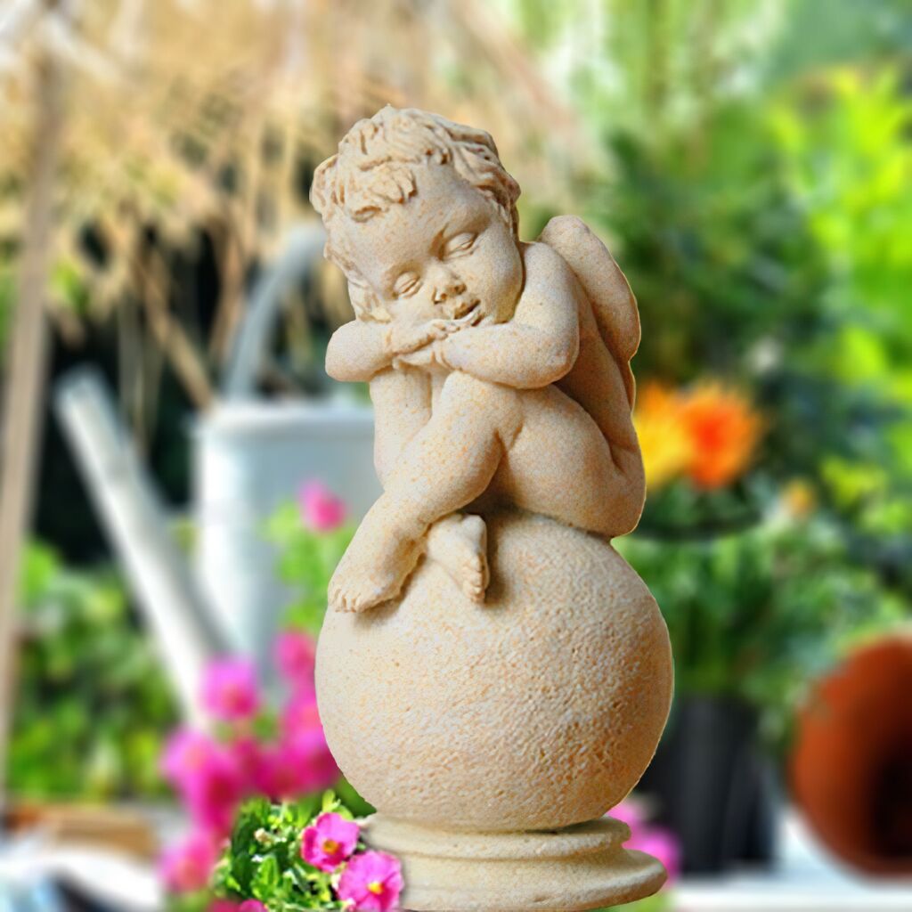  Kleine Deko Engelfigur Auf Kugel - Amadeus