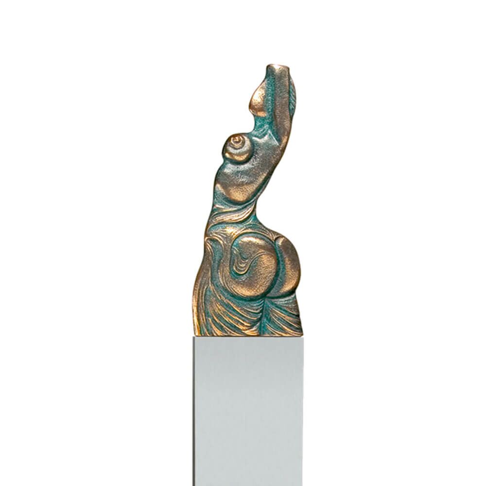  Künstlerfigur Mit Stele - Aktstatue Aus Bronze - Venusische Zeichen Unter Der Haut