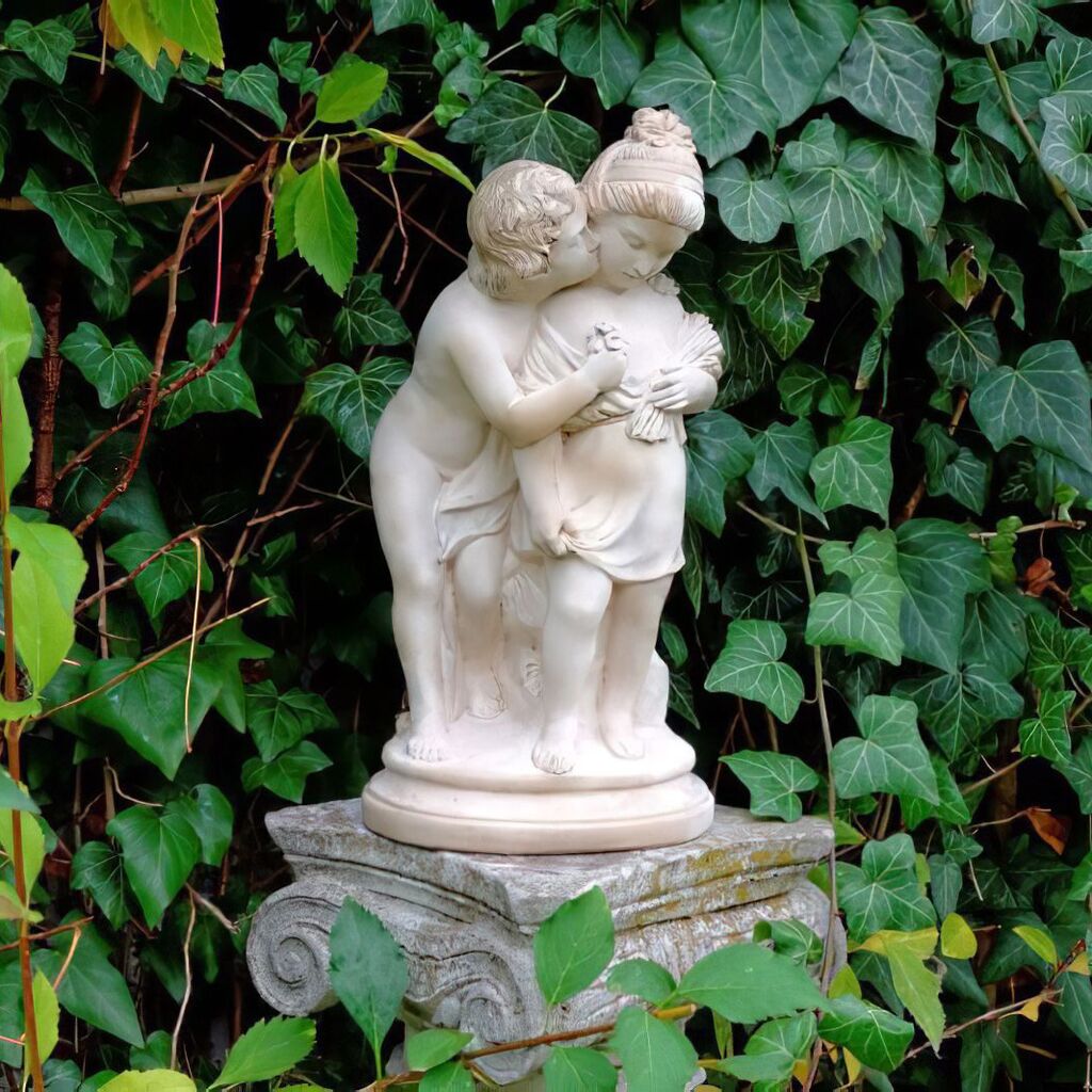  Liebendes Pärchen - Dekorative Gartenstatue Aus Steinguss - Claudio & Flavia