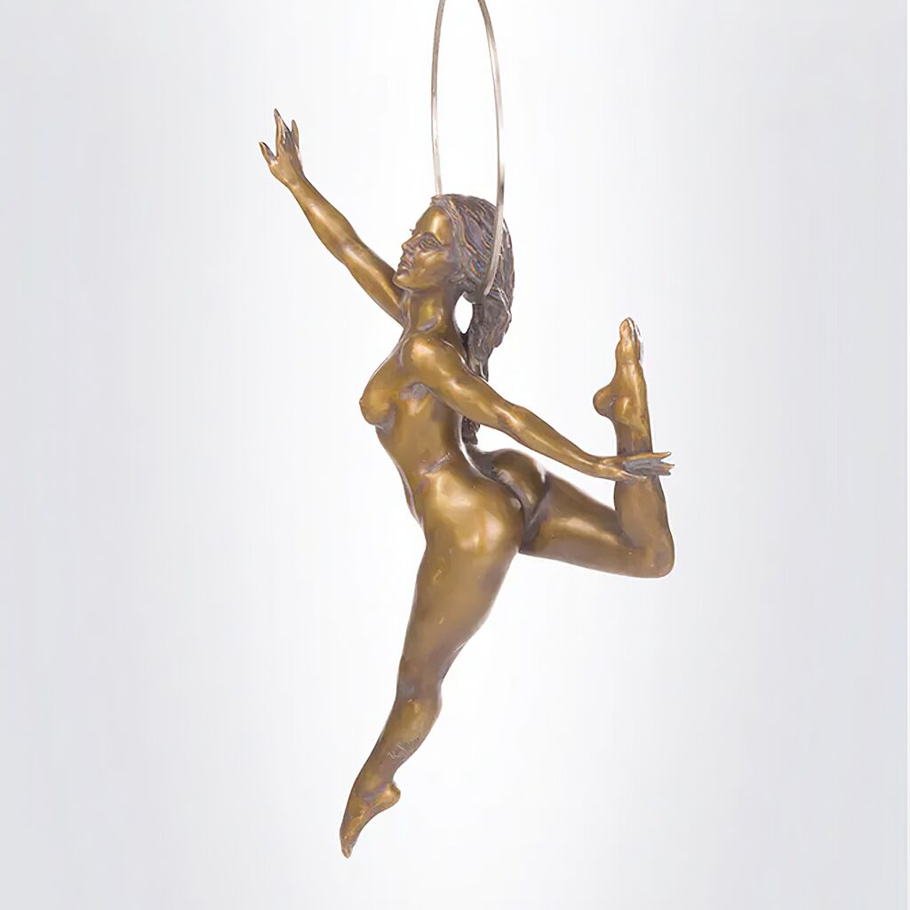  Lufttänzerin - Aktfigur - Bronzefrau Mit Reifen - Hadar