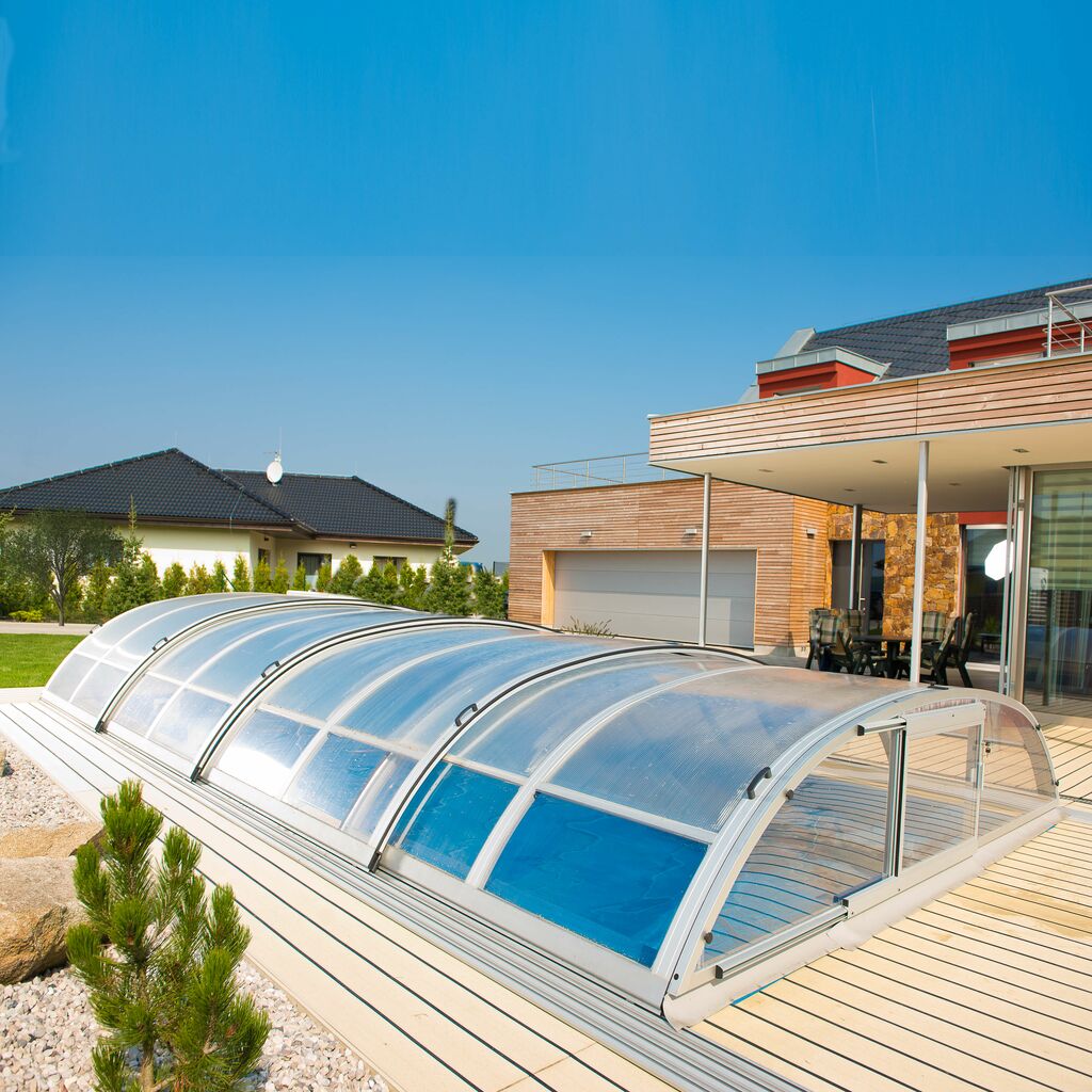  Niedrige Poolabdeckung Als Sonderanfertigung - Mit Seitentür - Aluminium & Polycarbonat - Olivin Flach