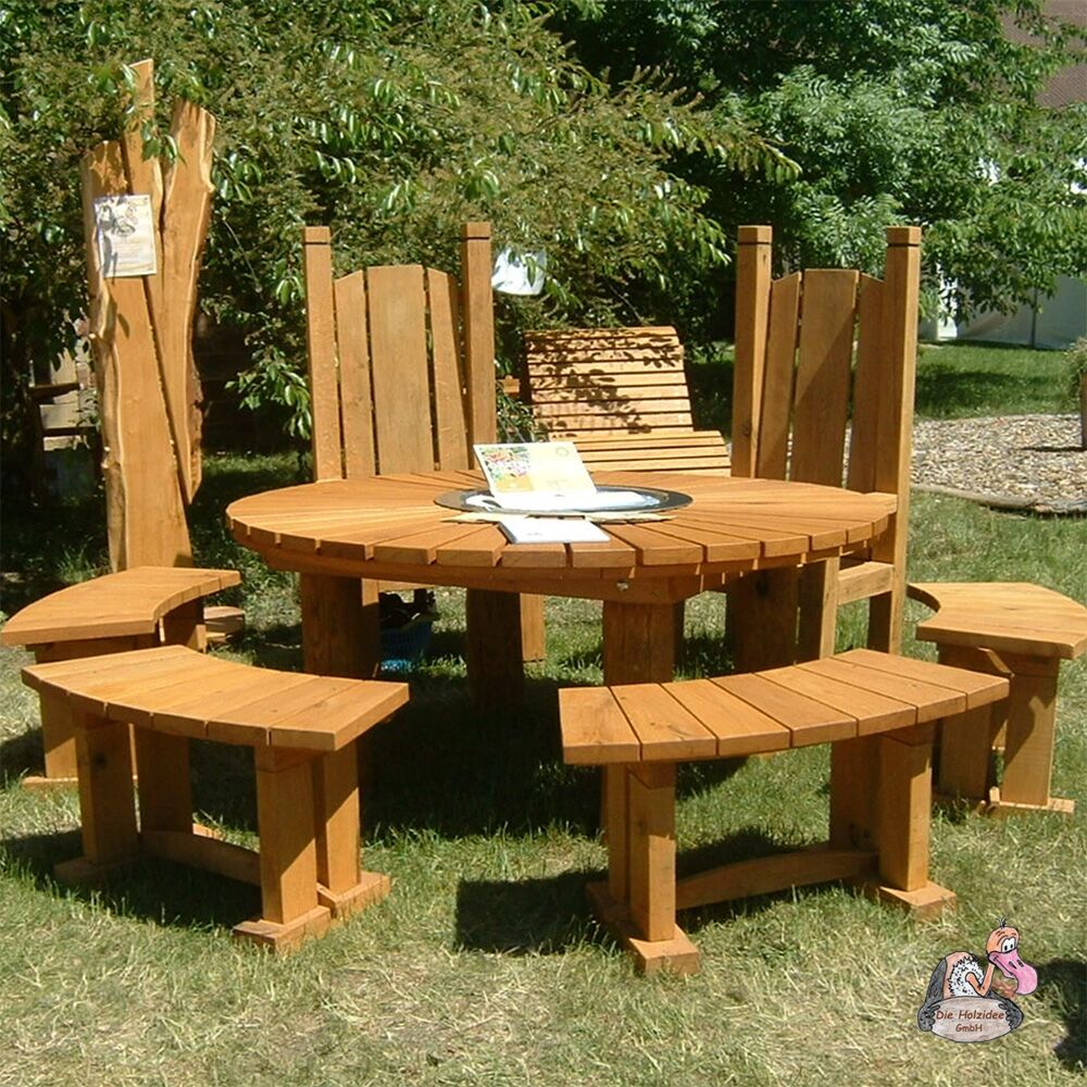  Ritterliche Sitzgarnitur Mit Runden Holztisch Für Grillabende - Sitzgarnitur Camelot
