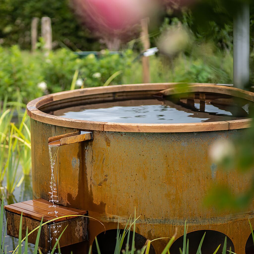  Runder Garten Whirlpool Mit Verkleidung Aus Cortenstahl - Nakia