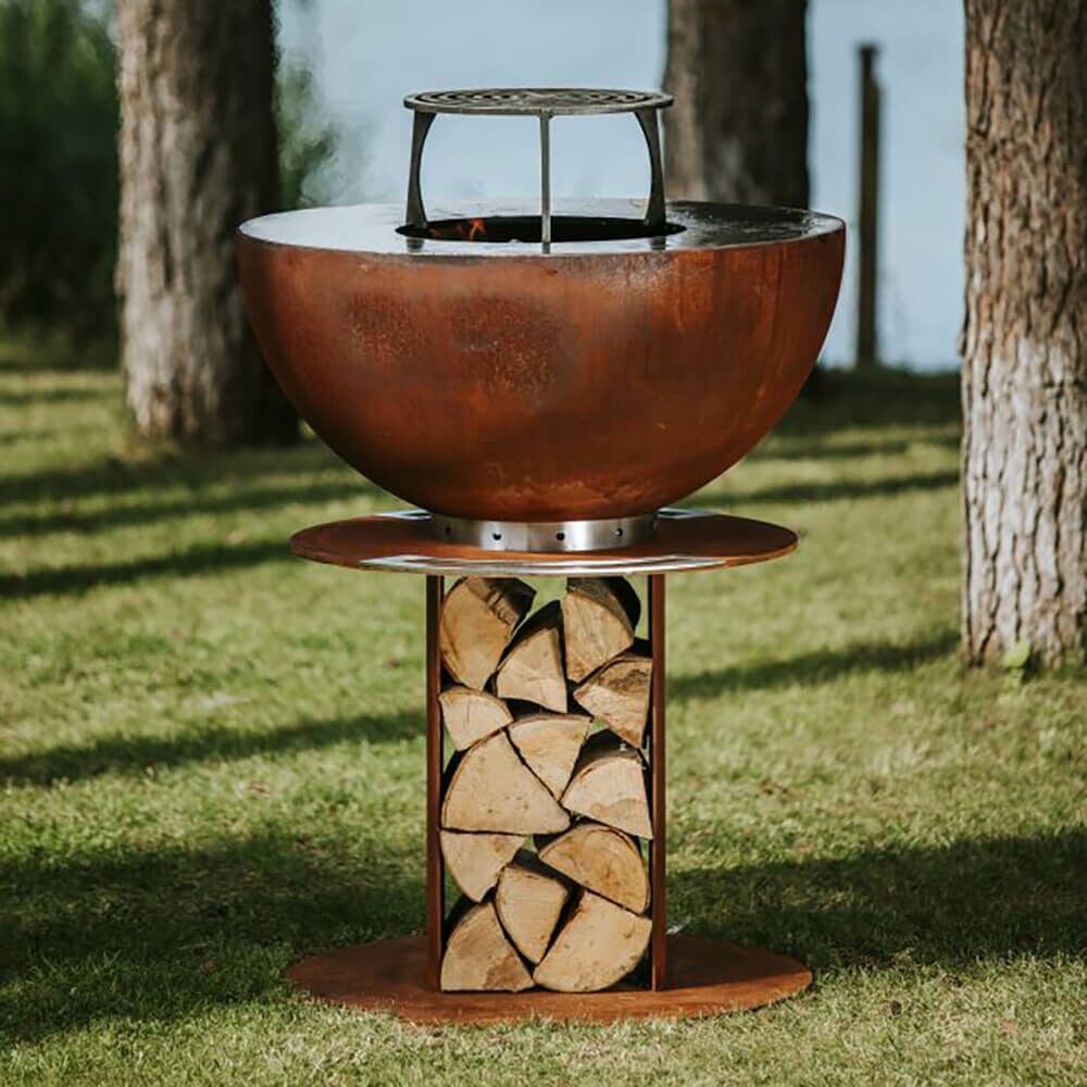  Runder Rostfarbener Gartengrill Aus Stahl Mit Fach Für Holz - Masuria - Stilo Grill