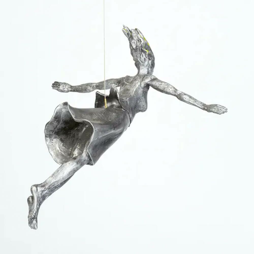  Schwebende Designer Männerskulptur Aluminium - Freefall (Her)