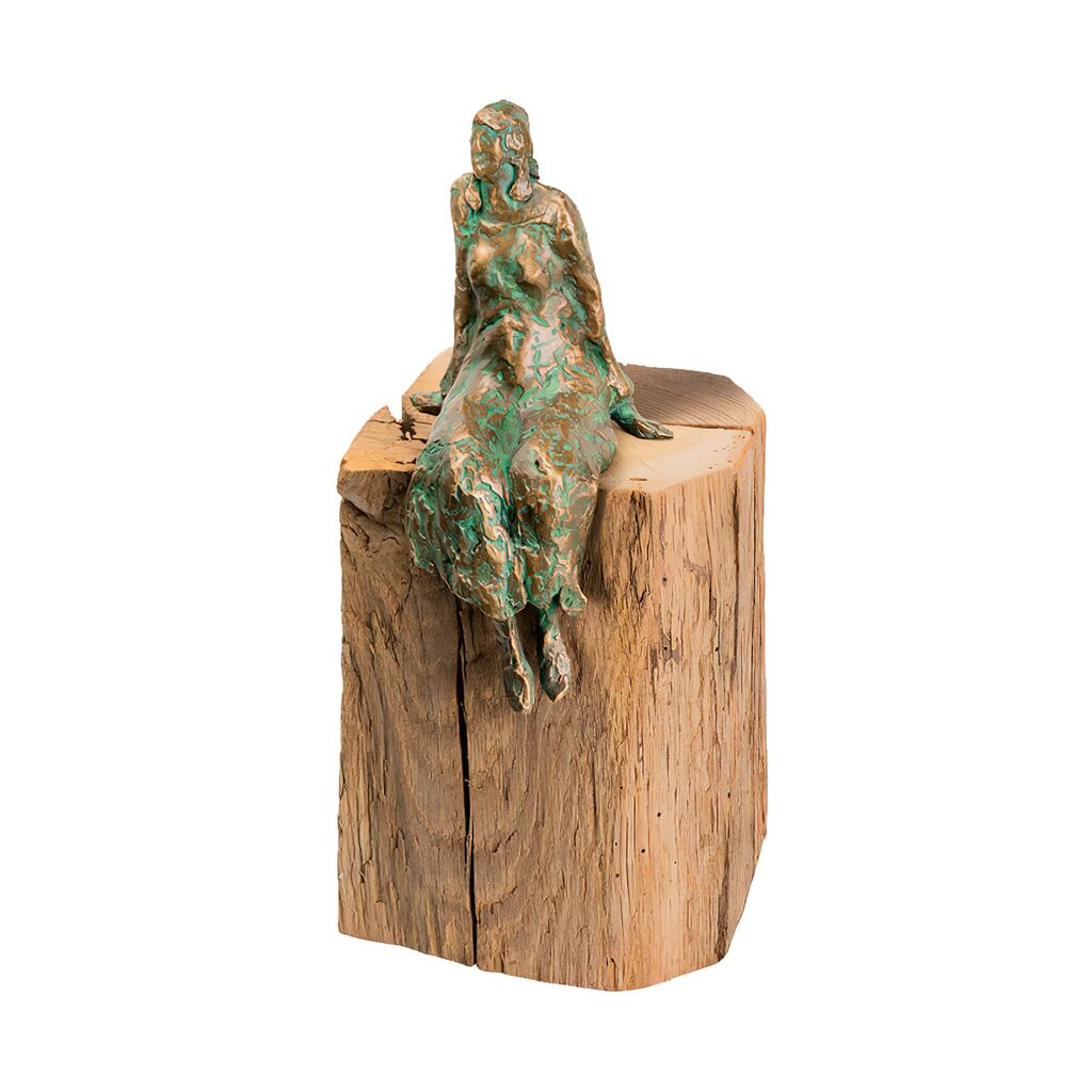  Sitzende Bronze Frauenskulptur Mit Holzsockel - Der Stille Lauschen
