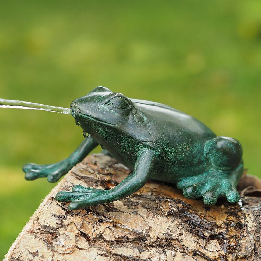  Sitzender Bronzefrosch Grün Als Wasserspeier - Frosch Pan