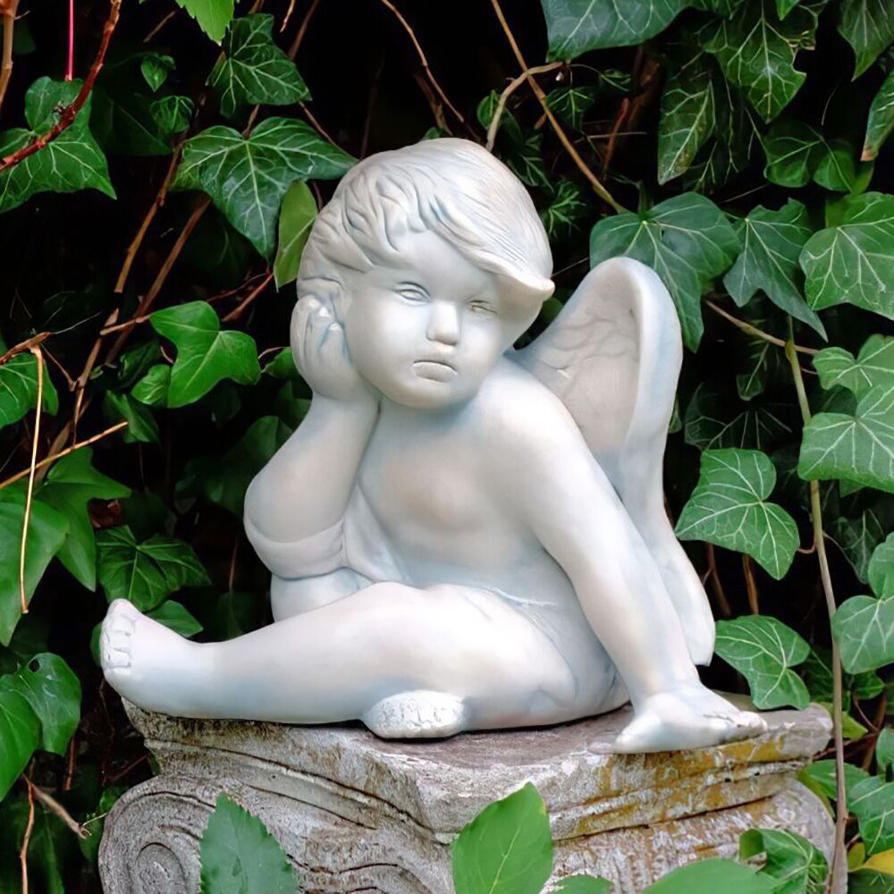  Sitzender Steinguss Engel Als Dekorative Figur Für Den Garten - Rheos