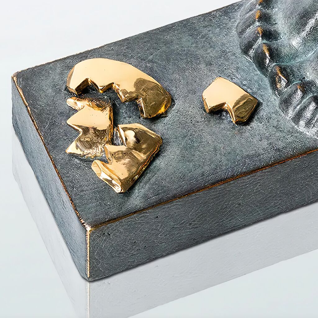  Stehender Mann Mit Goldenen Scherben - Bronzestatue - Malheur