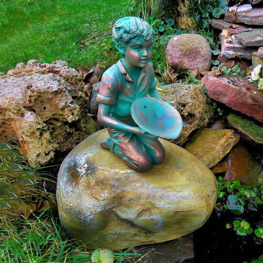  Steinguss Speier Dekofigur - Junge Mit Blatt Für Den Gartenteich - Ouranos