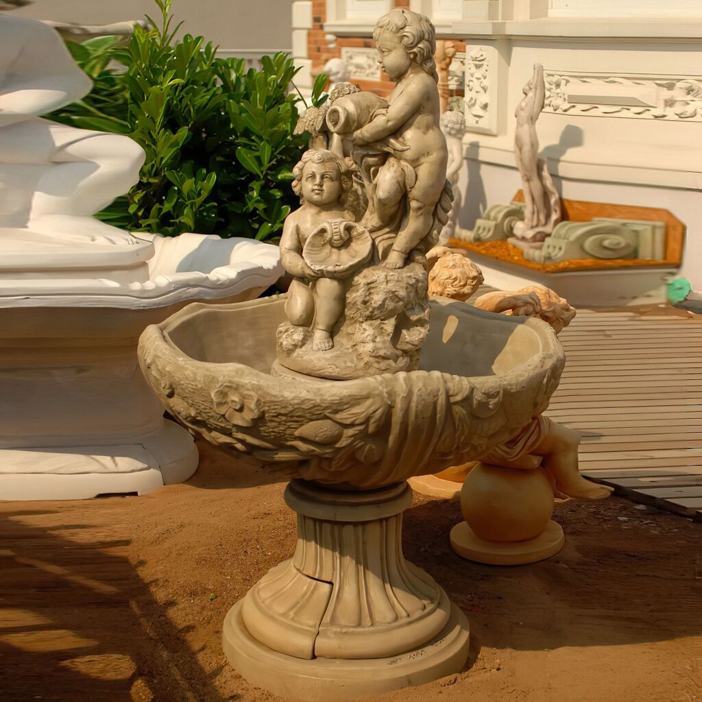  Steinguss Standbrunnen Für Den Garten Mit Zwei Putten Figuren - Nunzio