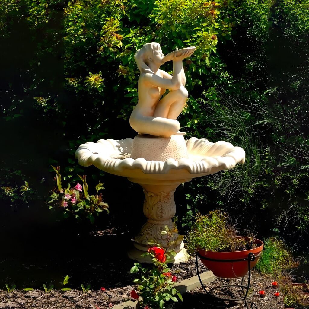 Trinkendes Mädchen - Wetterfeste Garten Fontäne Aus Steinguss - Daniela