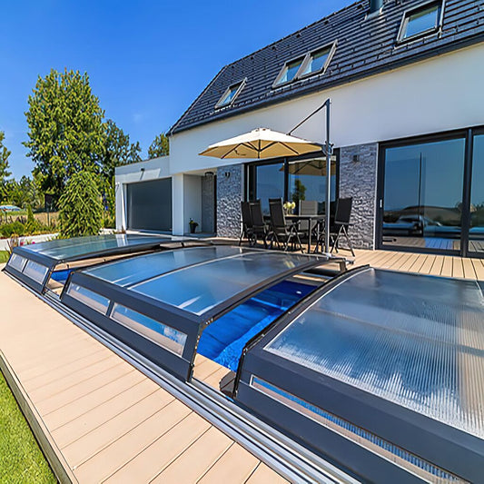  Ultraflache Poolüberdachung Aus Aluminum & Polycarbonat - Sonderanfertigung - Chrysopal