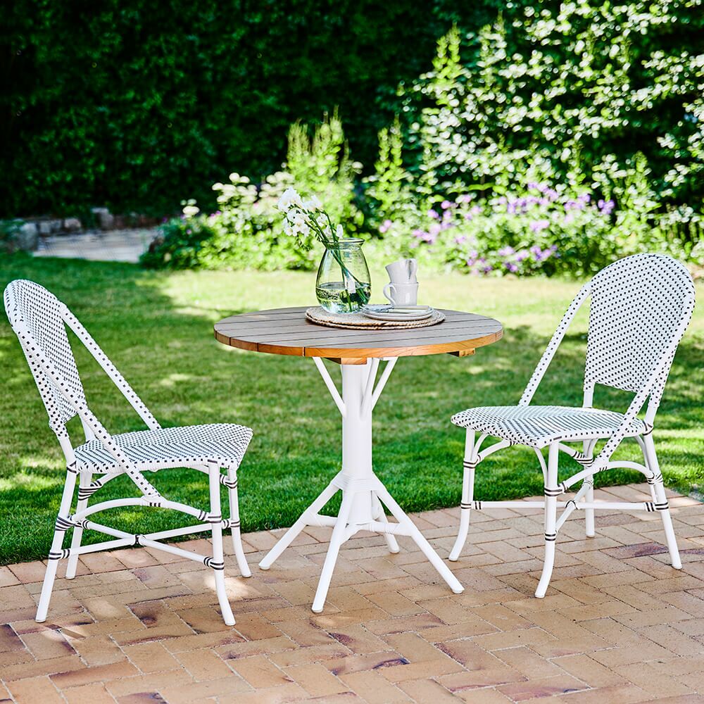  Weißer Stapelstuhl Für Den Garten Mit Punkte Motiv - Gartenstuhl Risa