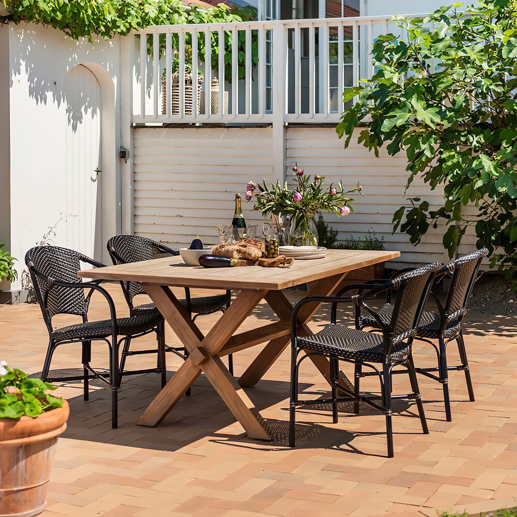  Wetterfester Esstisch Aus Teakholz Für Den Garten - EsstischTorell