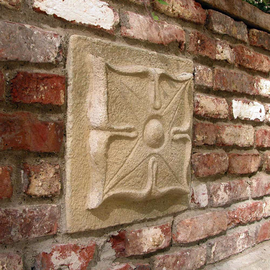  Zierstein Für Gartenmauern Mit Floralem Ornament - Rowana